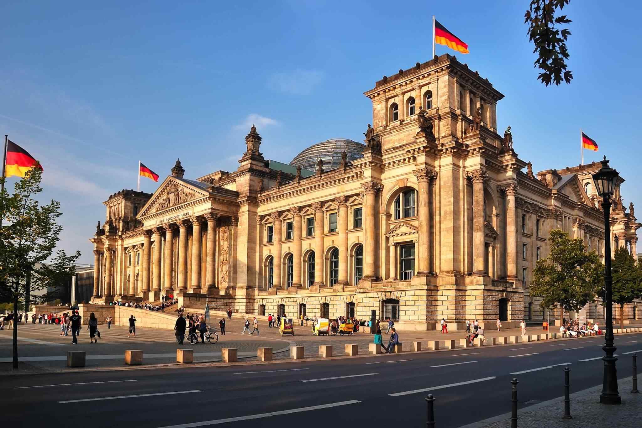 https://toured.eu/wp-content/uploads/2018/09/destination-berlin-01.jpg