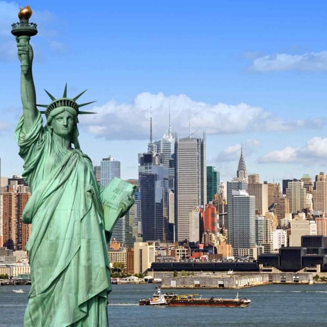 https://toured.eu/wp-content/uploads/2018/09/destination-new-york-01-640x640.jpg